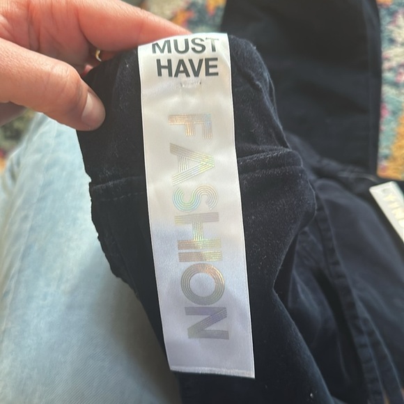 Tinseltown Joggers - Picture 4 of 5